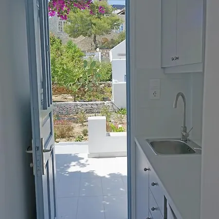 Klironomos Apartments Logaras Exterior photo