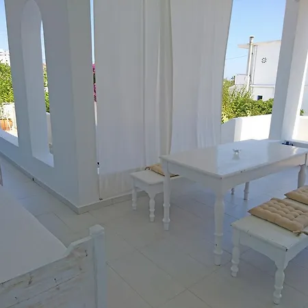 Klironomos Apartments Logaras Exterior photo